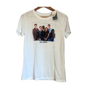 NWT! The office graphic tee. Size medium